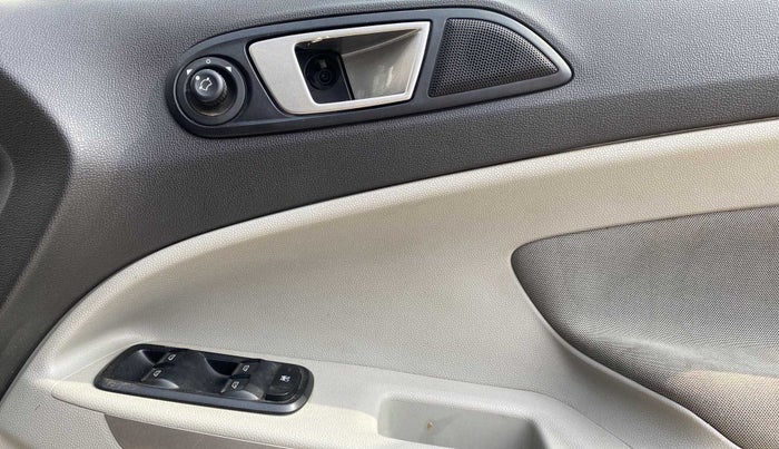 2015 Ford Ecosport TITANIUM 1.5L PETROL AT, Petrol, Automatic, 74,388 km, Driver Side Door Panels Control