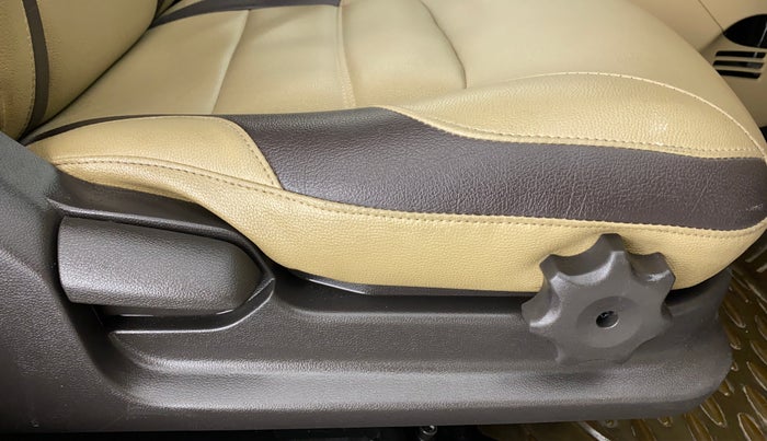 2013 Hyundai Verna FLUIDIC 1.6 EX VTVT, Petrol, Manual, 32,655 km, Driver Side Adjustment Panel