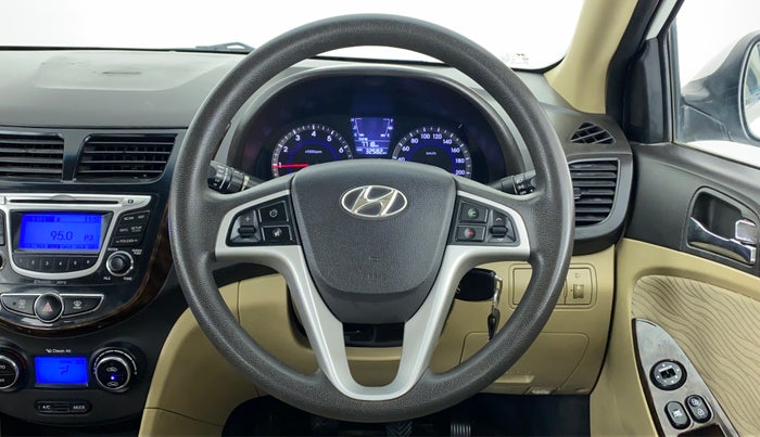 2013 Hyundai Verna FLUIDIC 1.6 EX VTVT, Petrol, Manual, 32,655 km, Steering Wheel Close Up