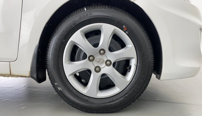2013 Hyundai Verna FLUIDIC 1.6 EX VTVT, Petrol, Manual, 32,655 km, Right Front Wheel