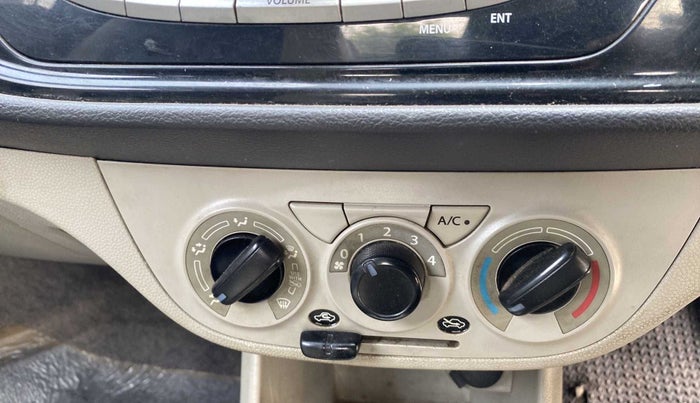 2019 Maruti Alto K10 VXI, Petrol, Manual, 46,975 km, AC Unit - Directional switch has minor damage