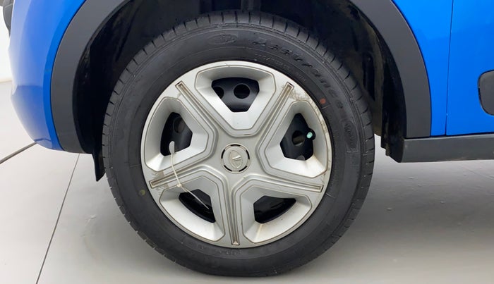 2019 Tata NEXON XM PETROL, Petrol, Manual, 37,294 km, Left Front Wheel
