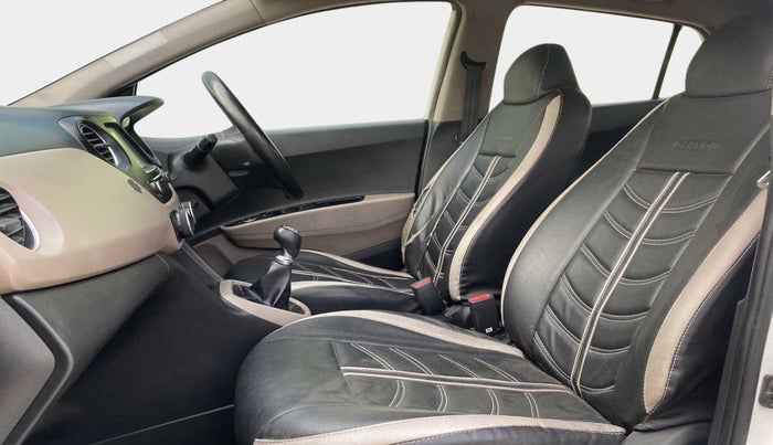 2018 Hyundai Grand i10 SPORTZ 1.2 KAPPA VTVT, Petrol, Manual, 31,428 km, Right Side Front Door Cabin