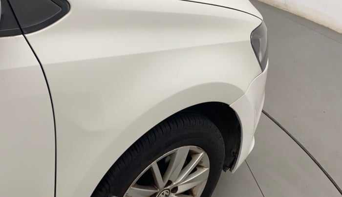 2016 Volkswagen Polo HIGHLINE1.2L, Petrol, Manual, 71,808 km, Right fender - Slightly dented