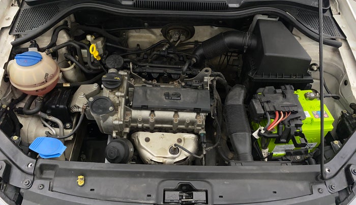 2016 Volkswagen Polo HIGHLINE1.2L, Petrol, Manual, 71,808 km, Open Bonet