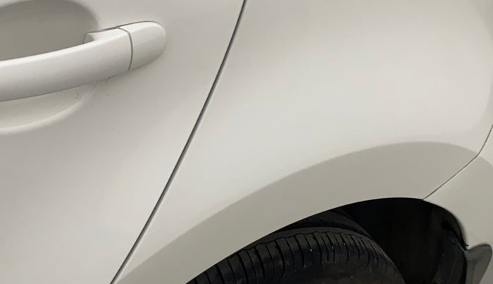 2016 Volkswagen Polo HIGHLINE1.2L, Petrol, Manual, 71,808 km, Left quarter panel - Minor scratches