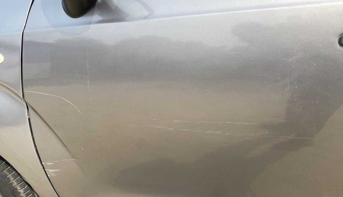 2017 Maruti IGNIS SIGMA 1.2, Petrol, Manual, 80,853 km, Front passenger door - Minor scratches