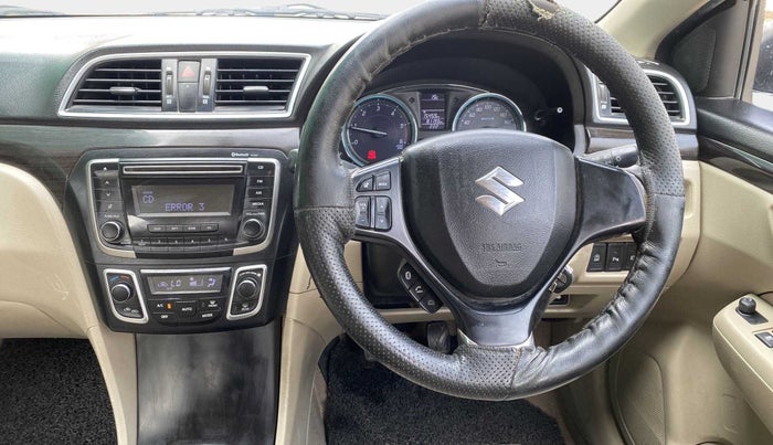 2016 Maruti Ciaz VDI+ SHVS, Diesel, Manual, 81,181 km, Steering Wheel Close Up