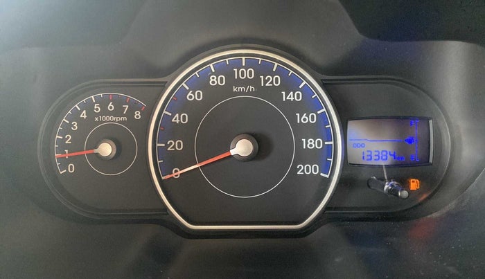 2016 Hyundai i10 ERA 1.1, Petrol, Manual, 13,367 km, Odometer Image