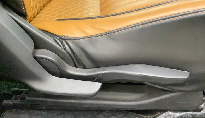 2017 Maruti Baleno ZETA CVT PETROL 1.2, Petrol, Automatic, 54,210 km, Driver Side Adjustment Panel