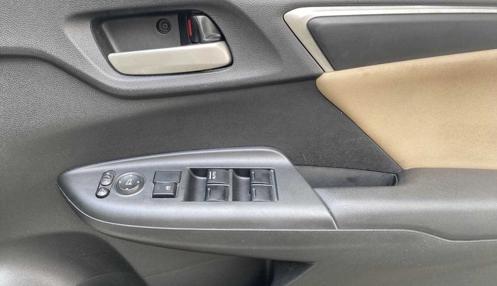 2018 Honda Jazz 1.2L I-VTEC V CVT, Petrol, Automatic, 12,699 km, Driver Side Door Panels Control