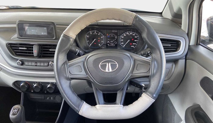 2020 Tata ALTROZ XE PETROL, Petrol, Manual, 21,635 km, Steering Wheel Close Up