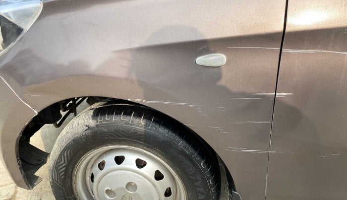 2016 Tata Tiago XM PETROL, Petrol, Manual, 44,672 km, Left fender - Minor scratches