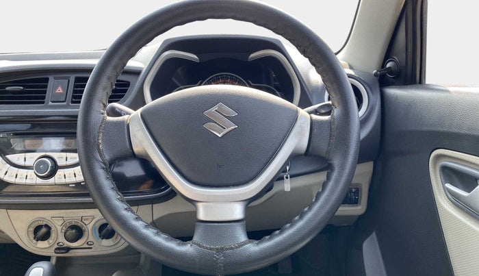 2016 Maruti Alto K10 VXI AMT, Petrol, Automatic, 55,643 km, Steering Wheel Close Up