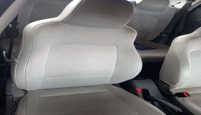 2020 Hyundai GRAND I10 NIOS MAGNA 1.2 KAPPA VTVT, Petrol, Manual, 15,071 km, Driver seat - Cover slightly stained
