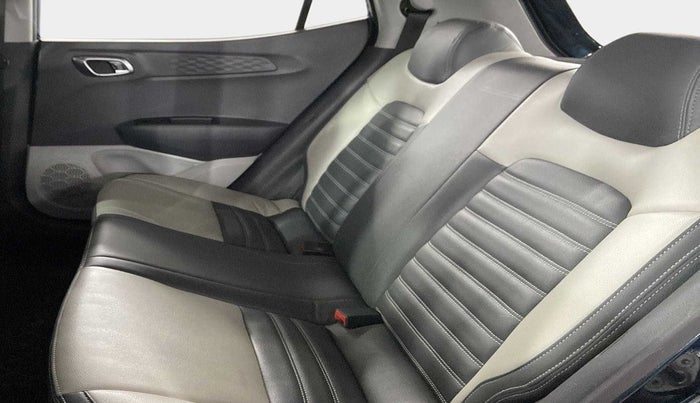 2021 Hyundai GRAND I10 NIOS SPORTZ 1.2 KAPPA VTVT CNG, CNG, Manual, 38,851 km, Right Side Rear Door Cabin