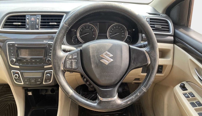 2014 Maruti Ciaz ZXI, Petrol, Manual, 62,228 km, Steering Wheel Close Up