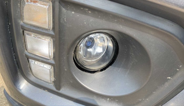 2021 Maruti Vitara Brezza LXI, Petrol, Manual, 23,354 km, Right fog light - Not working