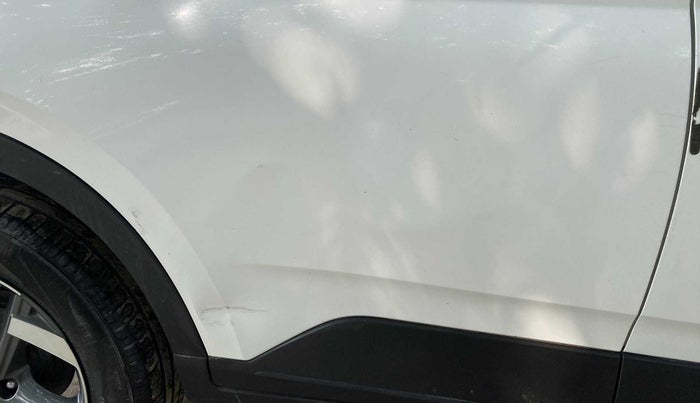 2020 Hyundai VENUE SX 1.5 CRDI, Diesel, Manual, 16,957 km, Right rear door - Slightly dented