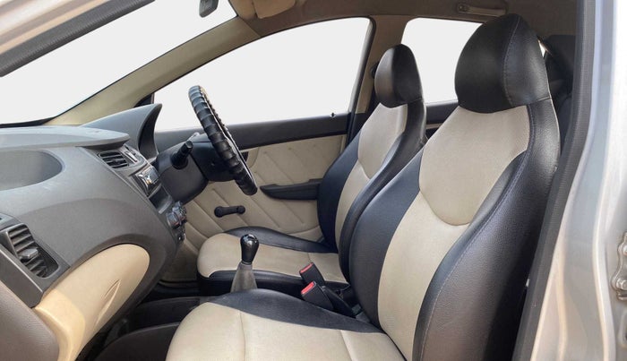 2014 Hyundai Eon D-LITE+, Petrol, Manual, 42,045 km, Right Side Front Door Cabin