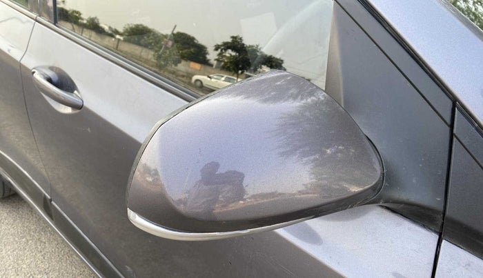 2016 Hyundai Grand i10 SPORTZ 1.2 KAPPA VTVT, Petrol, Manual, 36,496 km, Right rear-view mirror - Mirror movement not proper