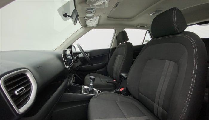 2019 Hyundai VENUE SX 1.0 TURBO, Petrol, Manual, 29,420 km, Right Side Front Door Cabin