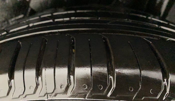 2019 Hyundai VENUE SX 1.0 TURBO, Petrol, Manual, 29,420 km, Left Rear Tyre Tread