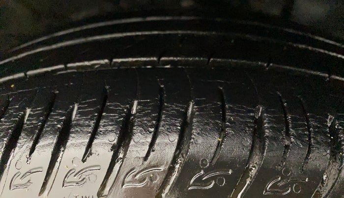 2019 Hyundai VENUE SX 1.0 TURBO, Petrol, Manual, 29,420 km, Right Front Tyre Tread