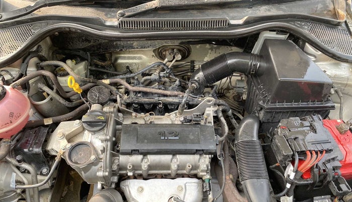 2017 Volkswagen Ameo HIGHLINE1.2L PLUS 16 ALLOY, Petrol, Manual, 68,890 km, Open Bonet