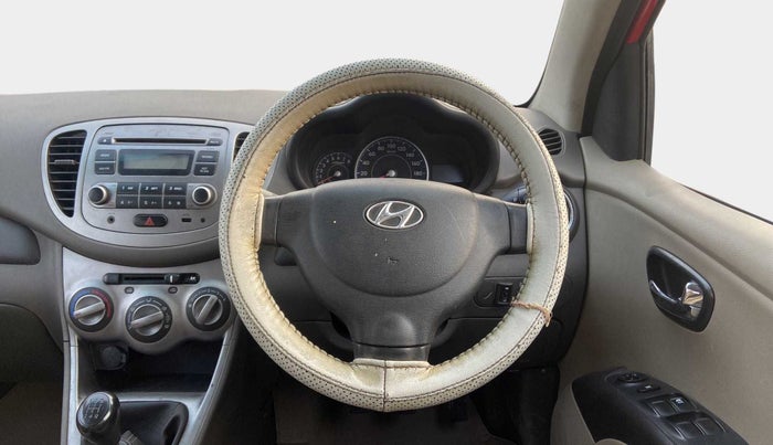 2012 Hyundai i10 MAGNA 1.1, CNG, Manual, 91,860 km, Steering Wheel Close Up