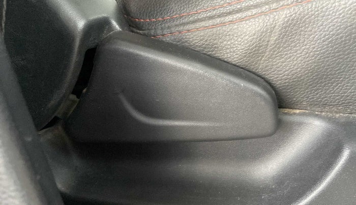 2019 Datsun Redi Go S, Petrol, Manual, 38,906 km, Driver Side Adjustment Panel
