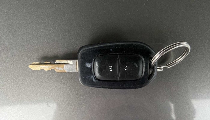 2019 Datsun Redi Go S, Petrol, Manual, 38,906 km, Lock system - Central lock not working
