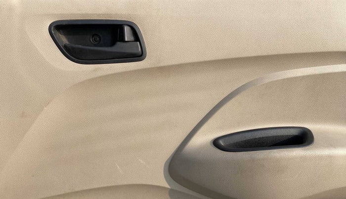 2021 Hyundai NEW SANTRO MAGNA, Petrol, Manual, 13,752 km, Driver Side Door Panels Control