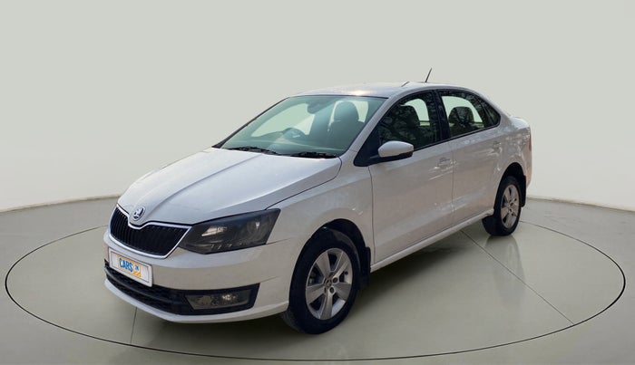 2017 Skoda Rapid STYLE 1.6 MPI AT, Petrol, Automatic, 36,795 km, Left Front Diagonal