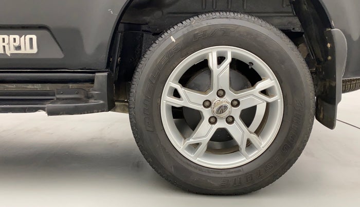 2014 Mahindra Scorpio S10, Diesel, Manual, 23,095 km, Left Rear Wheel
