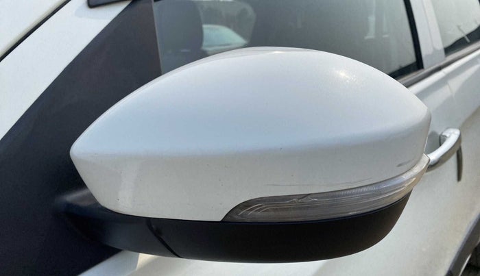 2020 Tata Tiago XT PETROL, Petrol, Manual, 30,463 km, Left rear-view mirror - Indicator light has minor damage