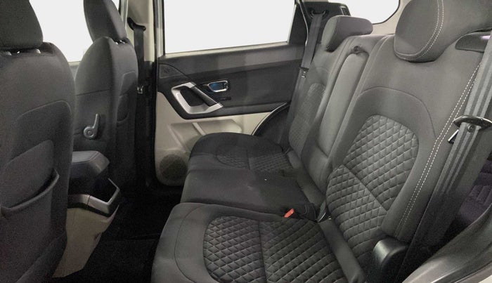 2021 Tata Safari XT PLUS, Diesel, Manual, 23,116 km, Right Side Rear Door Cabin