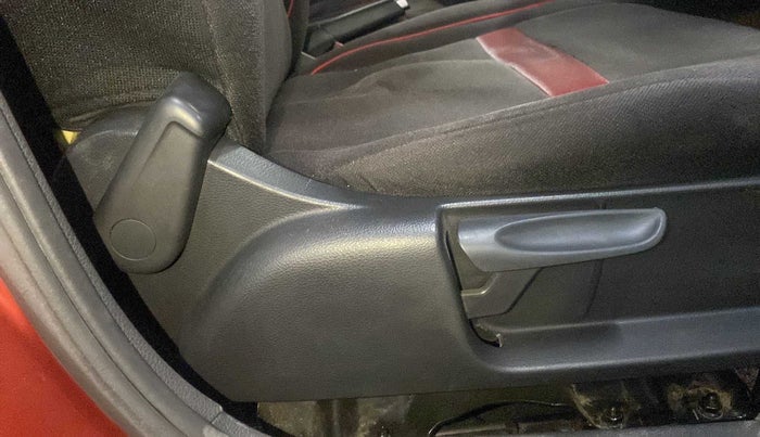 2019 Volkswagen Polo HIGHLINE PLUS 1.0, Petrol, Manual, 26,031 km, Driver Side Adjustment Panel