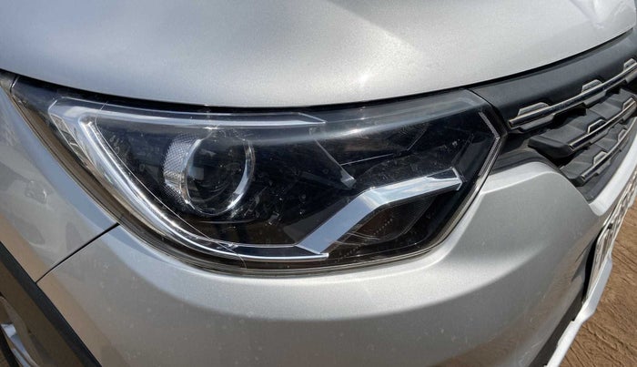 2019 Renault TRIBER RXZ, Petrol, Manual, 84,579 km, Right headlight - Minor scratches