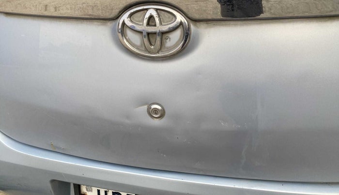 2011 Toyota Etios G, Petrol, Manual, 90,689 km, Dicky (Boot door) - Slightly dented