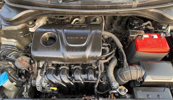 2018 Hyundai Verna 1.6 VTVT SX, Petrol, Manual, 30,543 km, Open Bonet