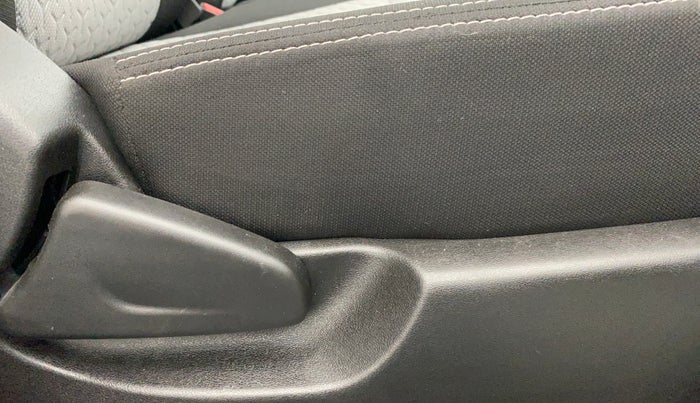 2021 Datsun Redi Go T (O), Petrol, Manual, 1,828 km, Driver Side Adjustment Panel