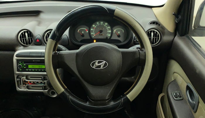 2013 Hyundai Santro Xing GLS, Petrol, Manual, 74,213 km, Steering Wheel Close Up