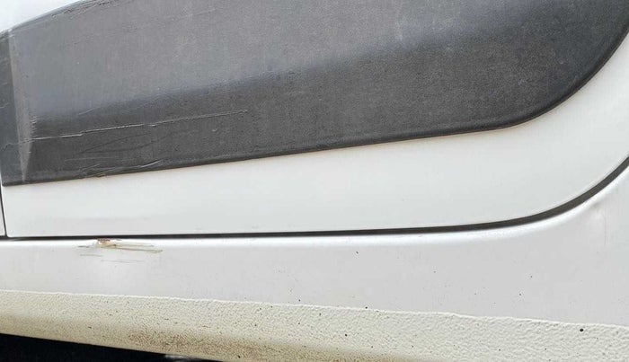 2017 Hyundai Grand i10 MAGNA AT 1.2 KAPPA VTVT, CNG, Automatic, 76,955 km, Left running board - Slightly dented