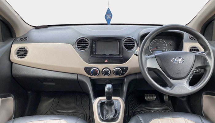 2017 Hyundai Grand i10 MAGNA AT 1.2 KAPPA VTVT, CNG, Automatic, 76,895 km, Dashboard