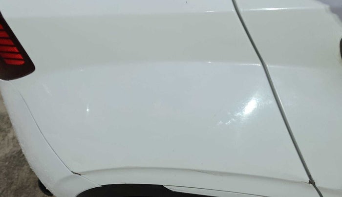 2019 Hyundai VENUE SX 1.0 TURBO DUAL TONE, Petrol, Manual, 35,084 km, Right quarter panel - Minor scratches