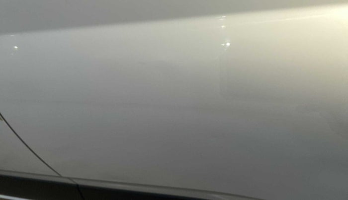 2019 Hyundai VENUE SX 1.0 TURBO DUAL TONE, Petrol, Manual, 35,084 km, Rear left door - Minor scratches