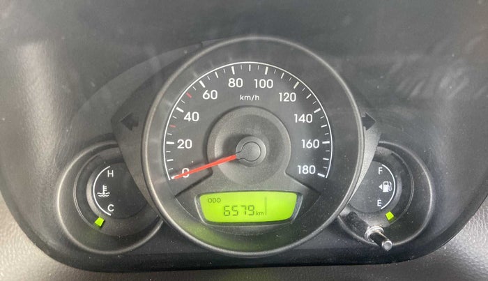 2017 Hyundai Eon ERA +, Petrol, Manual, 6,567 km, Odometer Image