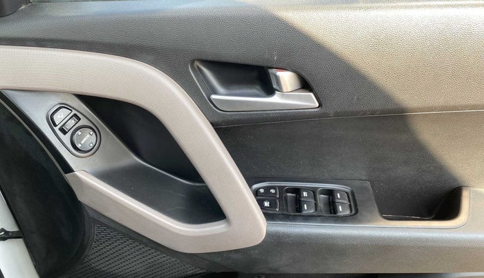 2019 Hyundai Creta SX AT 1.6 PETROL, Petrol, Automatic, 21,284 km, Driver Side Door Panels Control