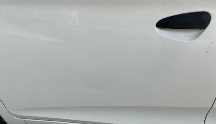 2014 Hyundai Eon 1.0 MAGNA +, Petrol, Manual, 58,113 km, Front passenger door - Slightly dented
